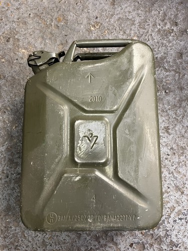 20l metal jerry can - metal, car